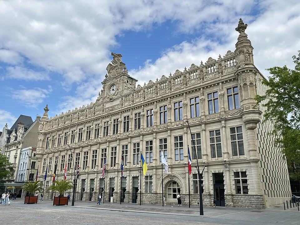 Valenciennes — Épaviste à Valenciennes (59300)