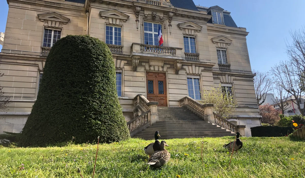 Vanves — Épaviste à Vanves (92170)