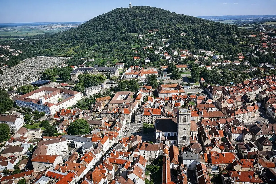 Vesoul — Épaviste à Vesoul (70000)