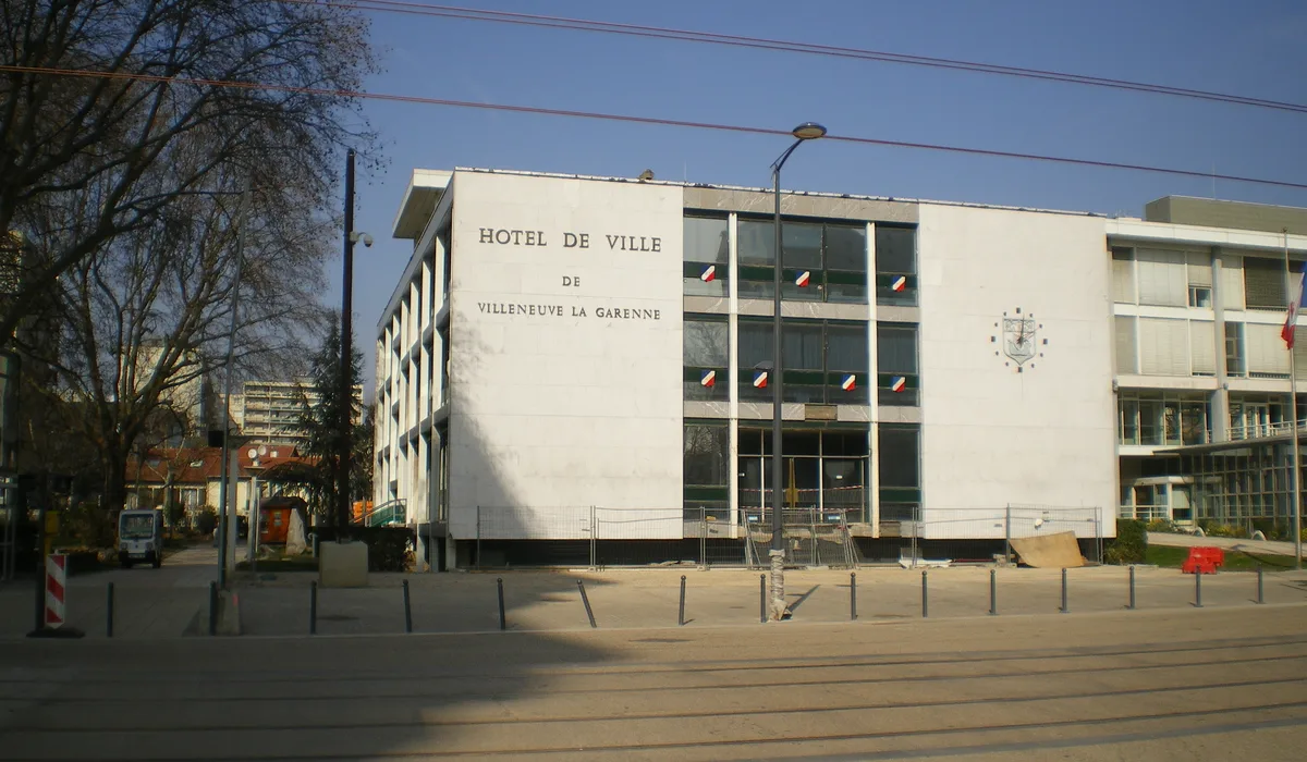 Villeneuve-la-Garenne — Épaviste à Villeneuve-la-Garenne (92390)