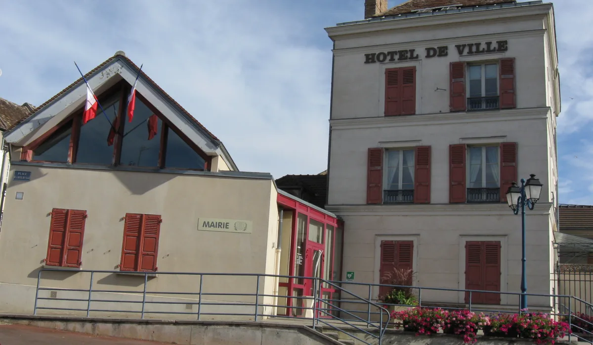 Villeneuve-la-Guyard — Épaviste à Villeneuve-la-Guyard (89340)