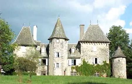 Ytrac — Épaviste à Ytrac (15000)